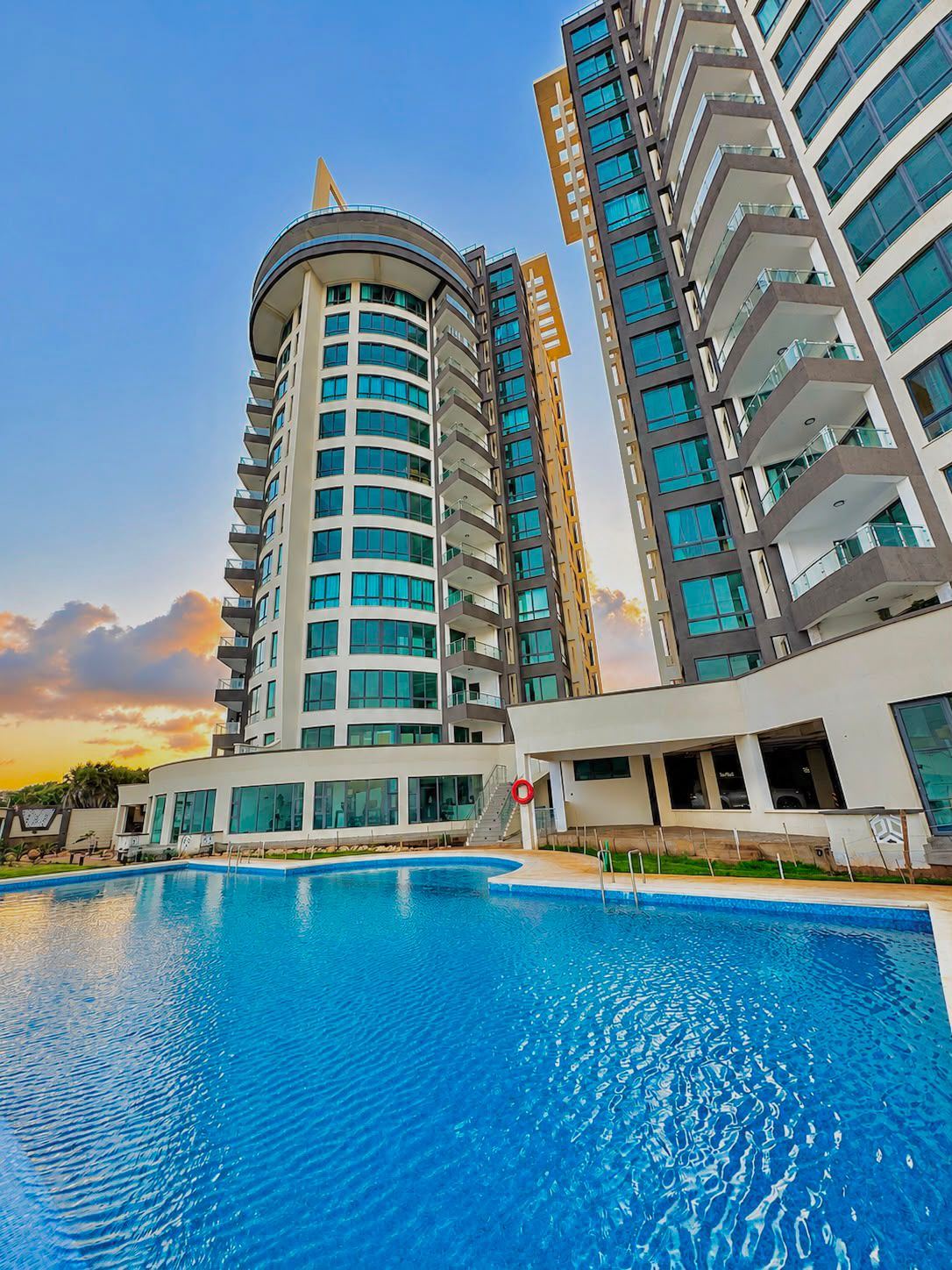 Nauras Towers